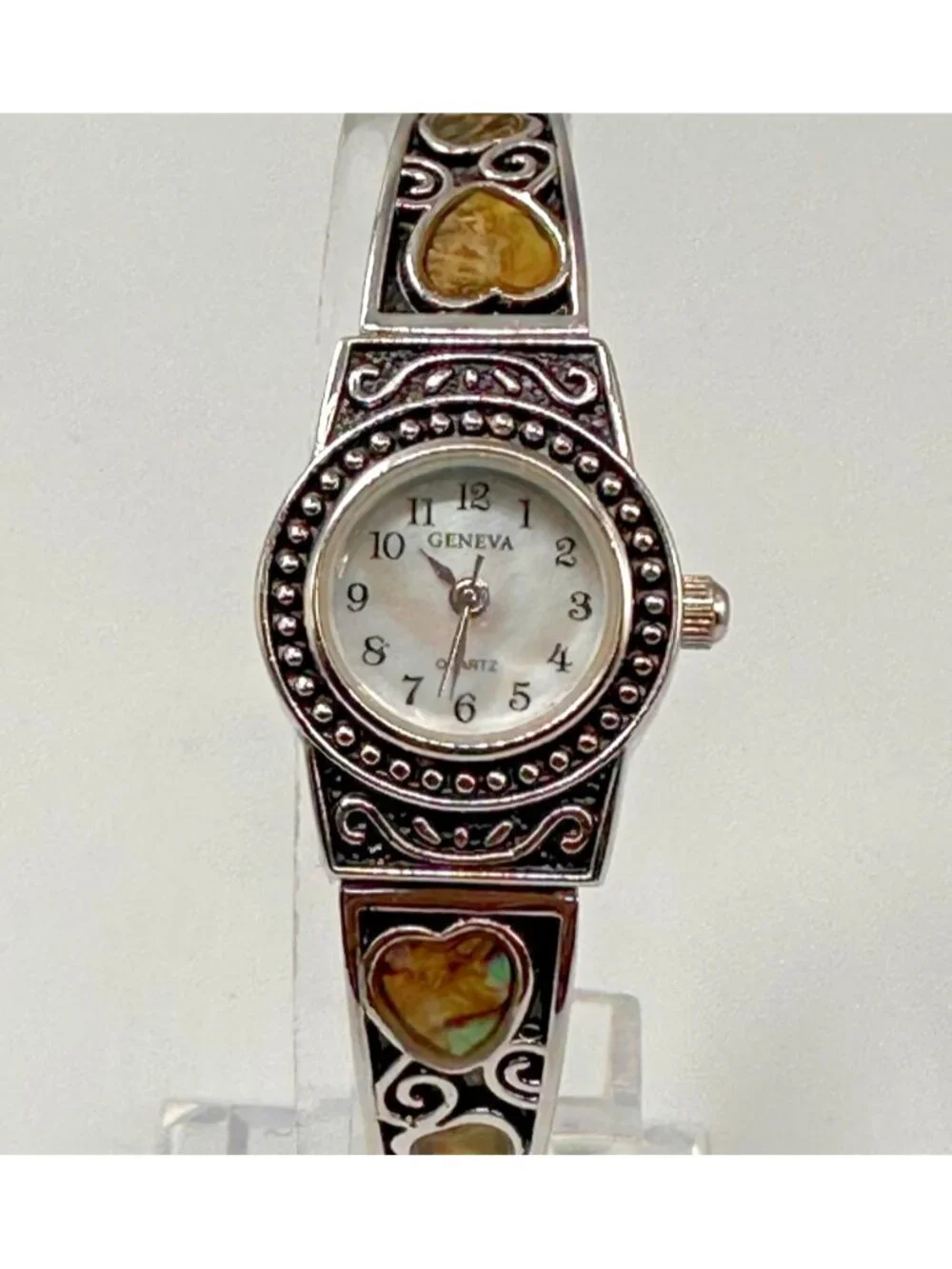 3/$30 Geneva Watch Women Silver Abalone Heart Stretch Band New Battery 6.75